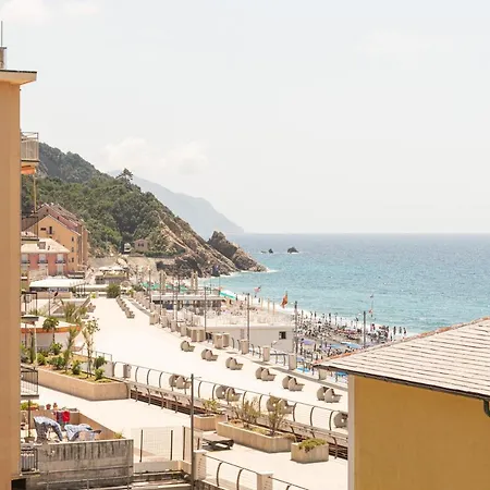 Sea View Flat With Garage Deiva Marina